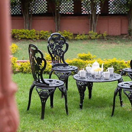 Stayvista At Pink Palace Rajasthani Decor ウーティ エクステリア 写真