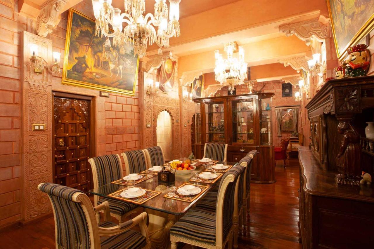 Stayvista At Pink Palace Rajasthani Decor ウーティ エクステリア 写真