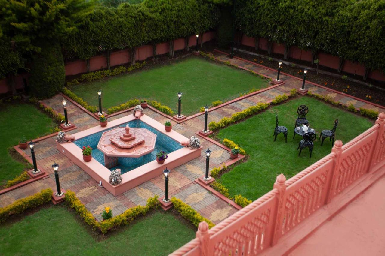 Stayvista At Pink Palace Rajasthani Decor ウーティ エクステリア 写真