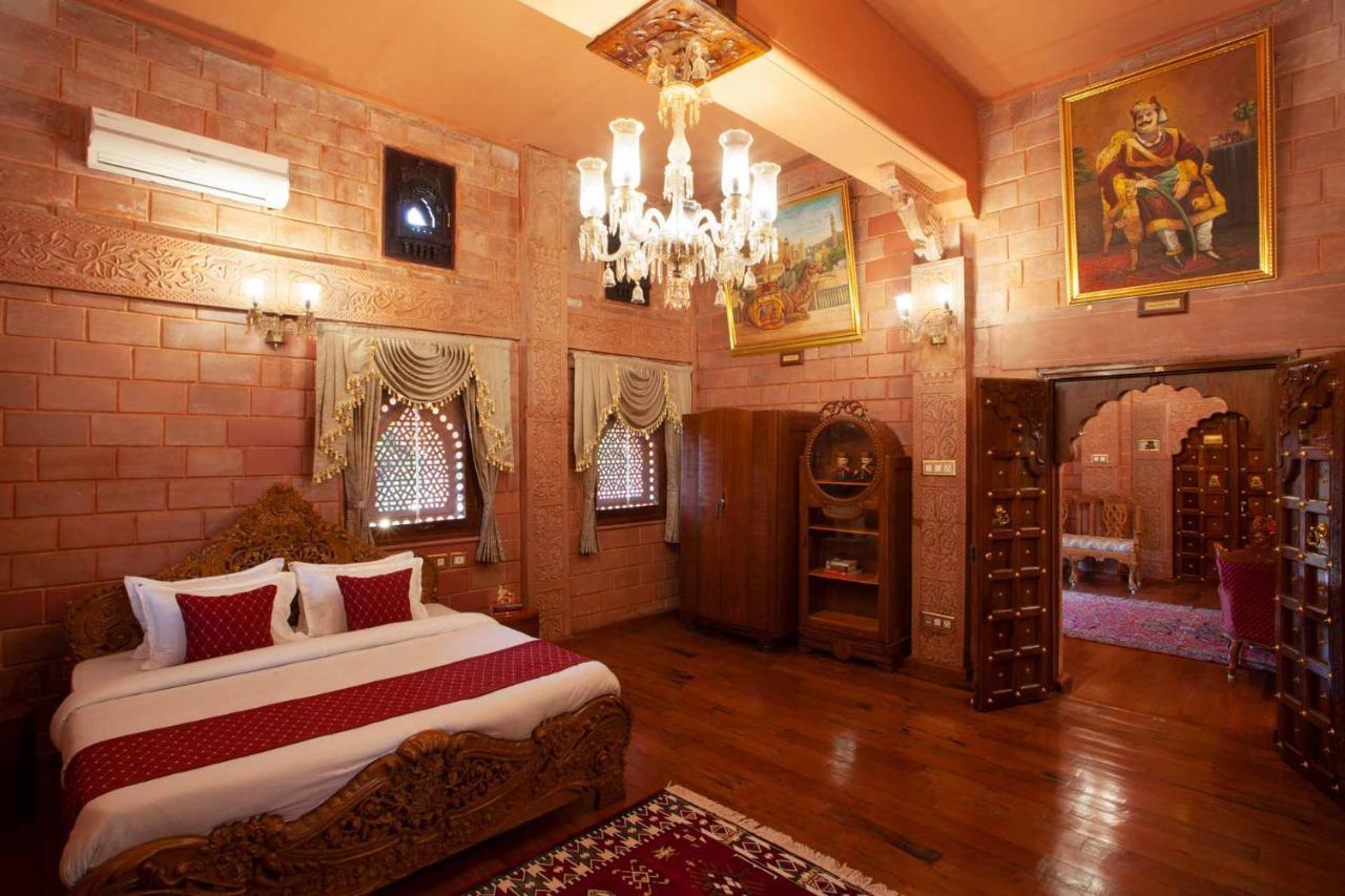Stayvista At Pink Palace Rajasthani Decor ウーティ エクステリア 写真